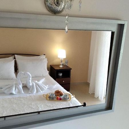Kos Villa - Family Comfort With Large Garden, Jacuzzi 外观 照片