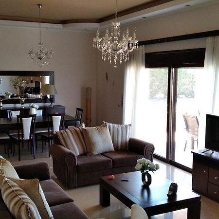 Kos Villa - Family Comfort With Large Garden, Jacuzzi 外观 照片