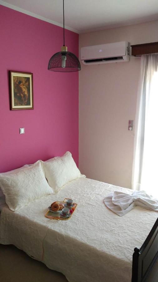 Kos Villa - Family Comfort With Large Garden, Jacuzzi 外观 照片