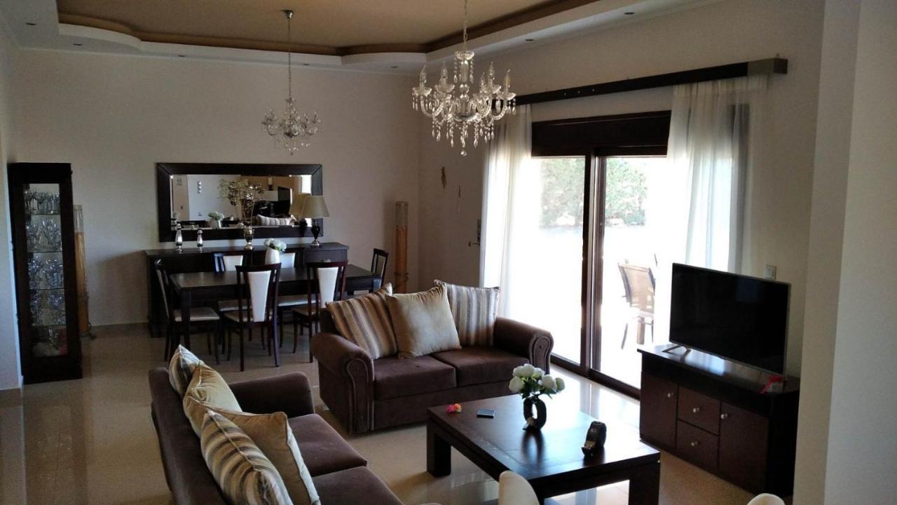 Kos Villa - Family Comfort With Large Garden, Jacuzzi 外观 照片