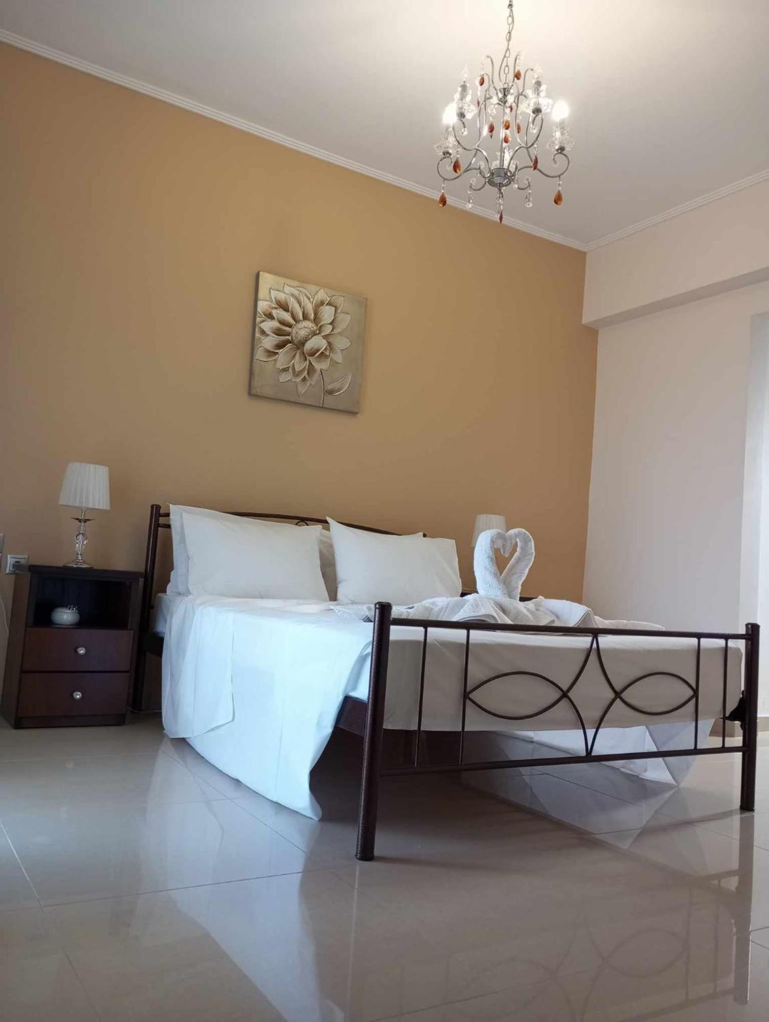 Kos Villa - Family Comfort With Large Garden, Jacuzzi 外观 照片