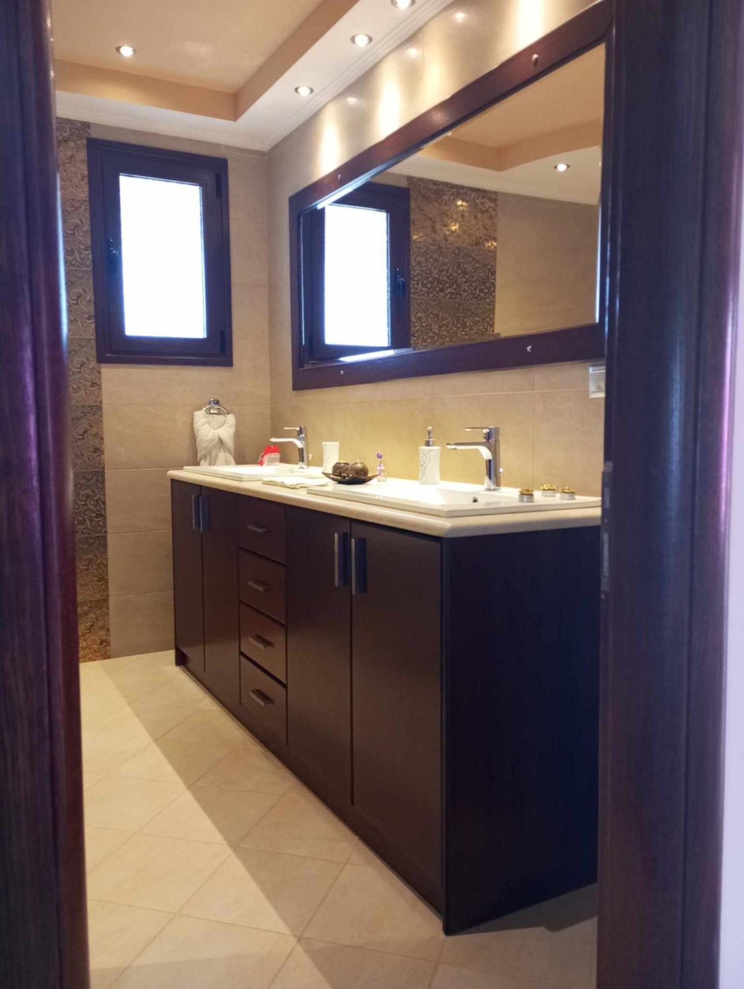 Kos Villa - Family Comfort With Large Garden, Jacuzzi 外观 照片